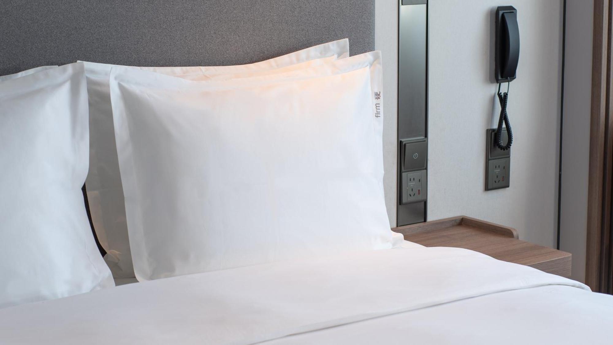 Holiday Inn Express Qingdao Shibei By Ihg Exterior photo